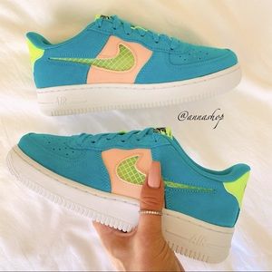 NWT Nike Air Force 1 Aqua sneakers